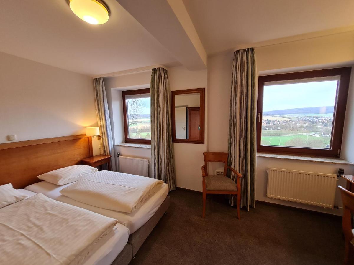 Hotel Waldquelle - Baumhaushotel Эрцен Экстерьер фото
