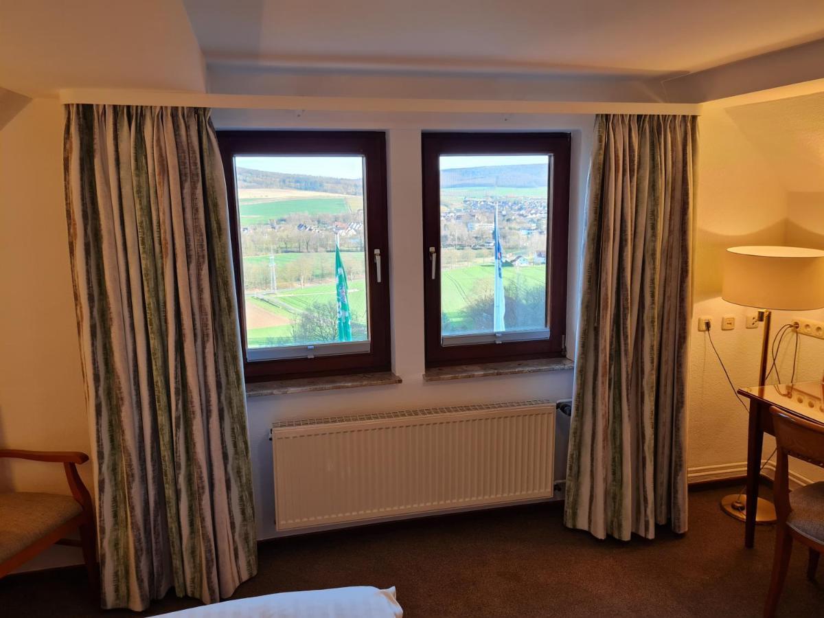 Hotel Waldquelle - Baumhaushotel Эрцен Экстерьер фото