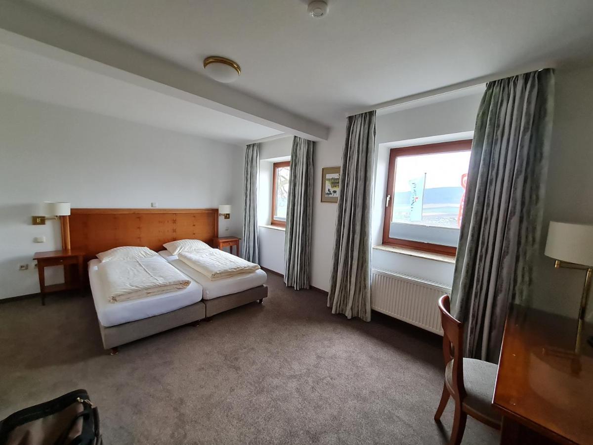 Hotel Waldquelle - Baumhaushotel Эрцен Экстерьер фото