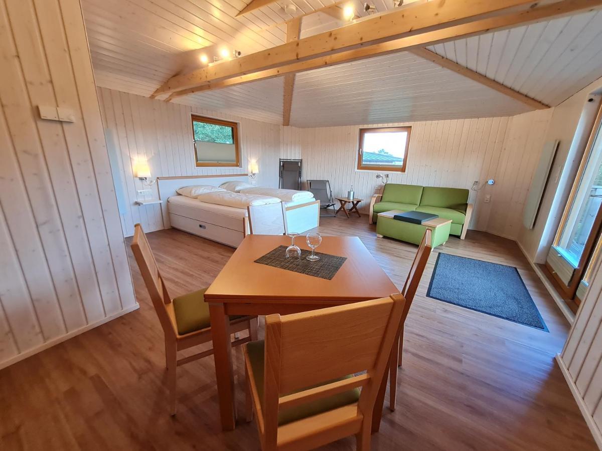 Hotel Waldquelle - Baumhaushotel Эрцен Экстерьер фото